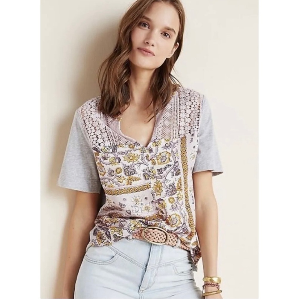 Tiny Anthropologie Womens Sz XS Purple Floral Print Crochet Blouse T-Shirt Top